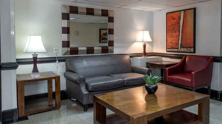 Red Roof Inn Charlotte – University Lobby