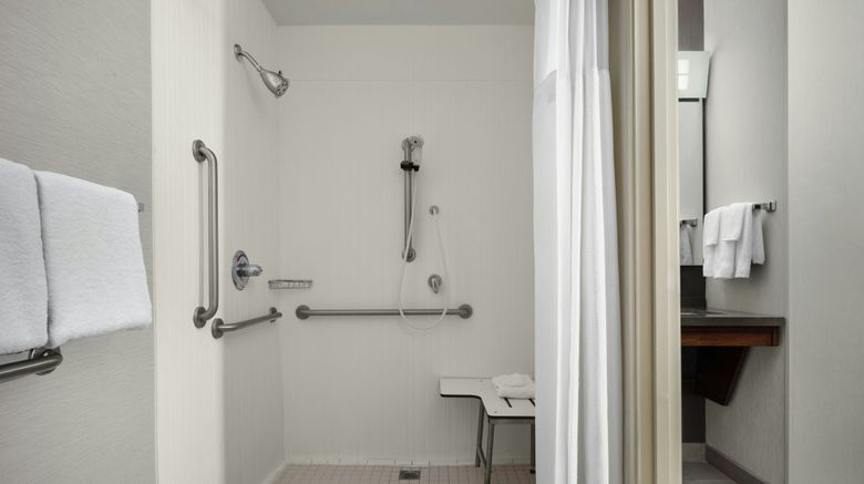 <b>Courtyard by Marriott Stockton Room</b>. Images powered by <a href="https://www.leonardoworldwide.com/" title="Leonardo Worldwide" target="_blank">Leonardo</a>.