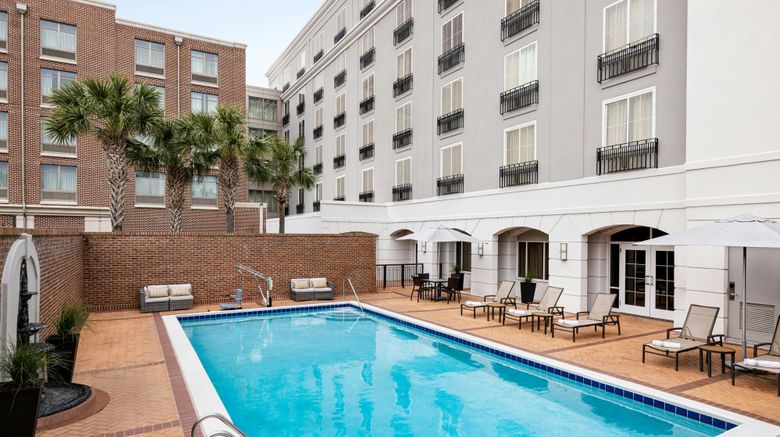 <b>Courtyard Charleston Historic District Pool</b>. Images powered by <a href="https://www.leonardoworldwide.com/" title="Leonardo Worldwide" target="_blank">Leonardo</a>.