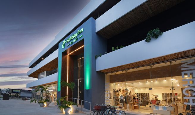 Holiday Inn Tulum Downtown Exterior