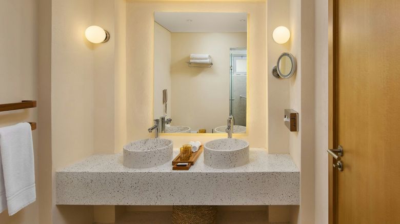 <b>Sheraton Miramar Resort El Gouna Room</b>. Images powered by <a href="https://www.leonardoworldwide.com/" title="Leonardo Worldwide" target="_blank">Leonardo</a>.