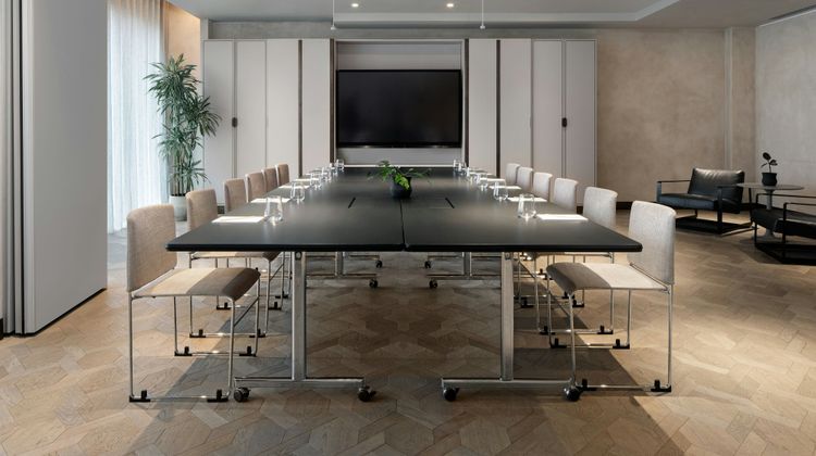 The Stratford Meeting