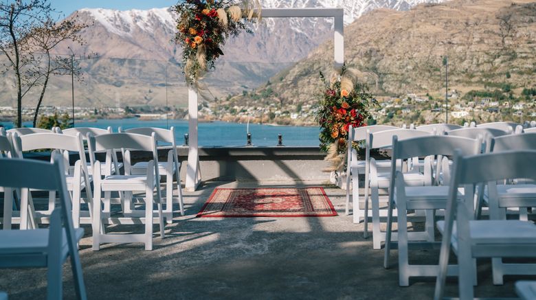 <b>Holiday Inn Queenstown Frankton Road Meeting</b>. Images powered by <a href="https://www.leonardoworldwide.com/" title="Leonardo Worldwide" target="_blank">Leonardo</a>.