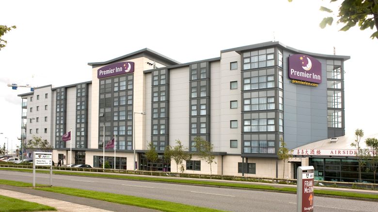 <b>Premier Inn Dublin Airport Exterior</b>. Images powered by <a href="https://www.leonardoworldwide.com/" title="Leonardo Worldwide" target="_blank">Leonardo</a>.
