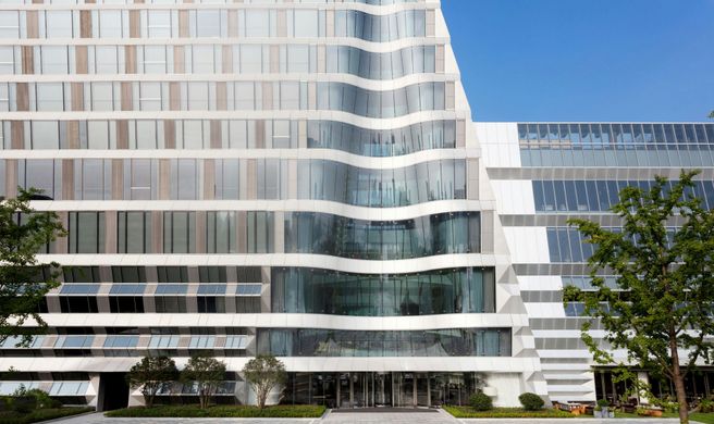 JW Marriott Marquis, Shanghai Pudong Exterior