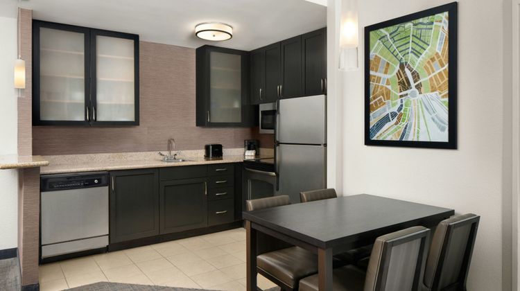 Residence Inn Newport News Airport Room