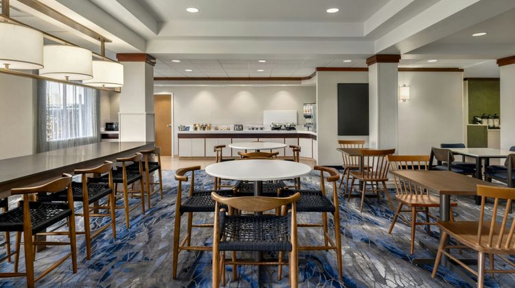 Fairfield Inn & Suites Restaurant