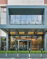 Sheraton LaGuardia East Hotel