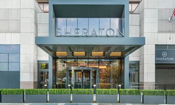 Sheraton LaGuardia East Hotel