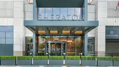 Sheraton LaGuardia East Hotel