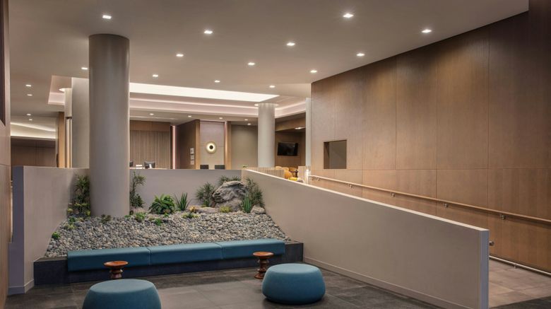 <b>Sheraton LaGuardia East Hotel Lobby</b>. Images powered by <a href="https://www.leonardoworldwide.com/" title="Leonardo Worldwide" target="_blank">Leonardo</a>.
