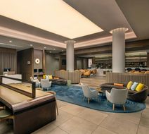 Sheraton LaGuardia East Hotel Lobby