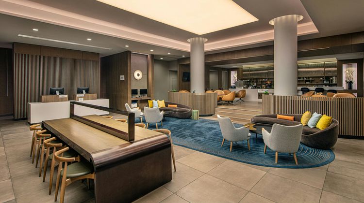 Sheraton LaGuardia East Hotel Lobby