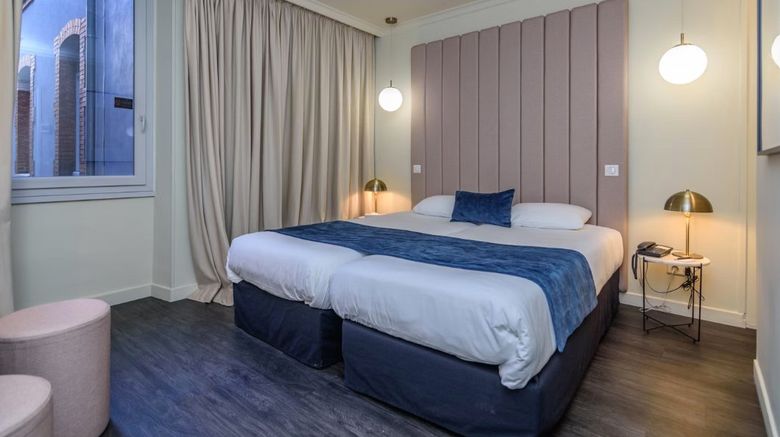 <b>Hotel St Georges Room</b>. Images powered by <a href="https://www.leonardoworldwide.com/" title="Leonardo Worldwide" target="_blank">Leonardo</a>.