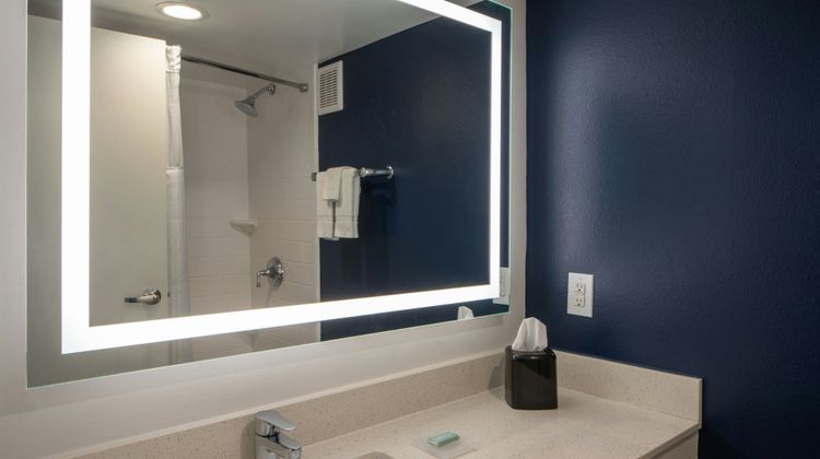 City Exp by Marriott New Orleans I-10 Room