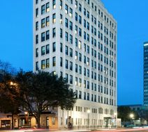 Moxy Columbia Downtown Exterior