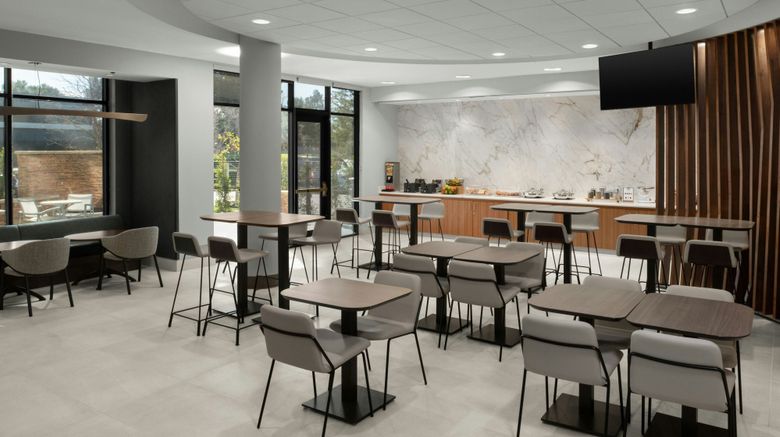 <b>SpringHill Suites Irvine John Wayne Arpt Restaurant</b>. Images powered by <a href="https://www.leonardoworldwide.com/" title="Leonardo Worldwide" target="_blank">Leonardo</a>.
