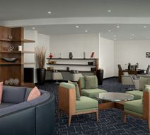 Courtyard by Marriott Salisbury Lobby