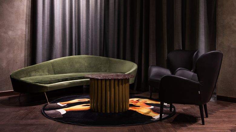 <b>Chapter Roma Lobby</b>. Images powered by <a href="https://www.leonardoworldwide.com/" title="Leonardo Worldwide" target="_blank">Leonardo</a>.
