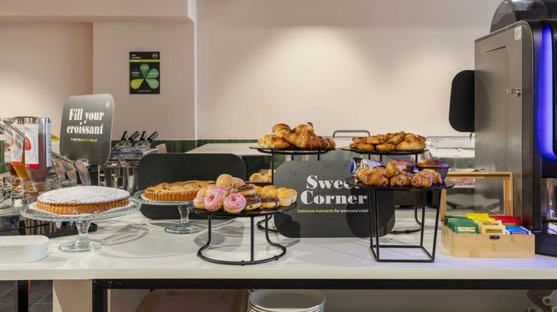 <b>B&B Hotel Como Baradello Restaurant</b>. Images powered by <a href="https://www.leonardoworldwide.com/" title="Leonardo Worldwide" target="_blank">Leonardo</a>.