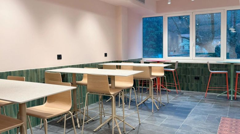 <b>B&B Hotel Como Baradello Restaurant</b>. Images powered by <a href="https://www.leonardoworldwide.com/" title="Leonardo Worldwide" target="_blank">Leonardo</a>.