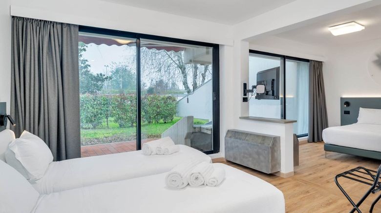 <b>Motel Alba Room</b>. Images powered by <a href="https://www.leonardoworldwide.com/" title="Leonardo Worldwide" target="_blank">Leonardo</a>.