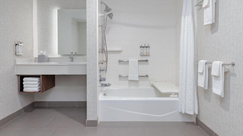 <b>Holiday Inn Express & Suites Moore Room</b>. Images powered by <a href="https://www.leonardoworldwide.com/" title="Leonardo Worldwide" target="_blank">Leonardo</a>.