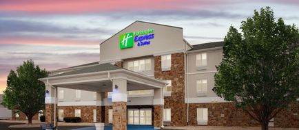 Holiday Inn Express Exterior