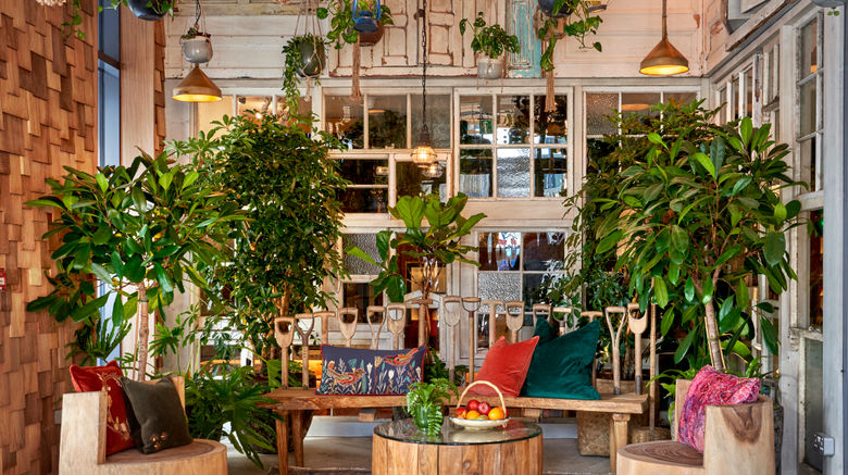 <b>Treehouse Manchester Lobby</b>. Images powered by <a href="https://www.leonardoworldwide.com/" title="Leonardo Worldwide" target="_blank">Leonardo</a>.