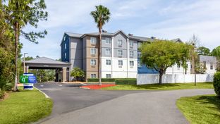 Holiday Inn Express/Suites North Daytona