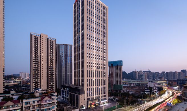 Hampton Inn Guiyang Nanming Railway Exterior