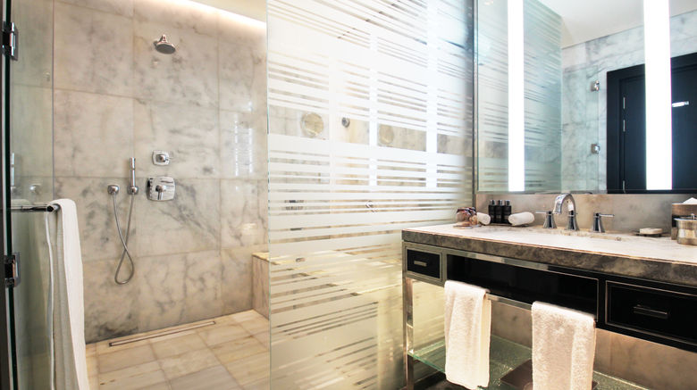 <b>The Hotel Galleria, Curio Coll by Hilton Room</b>. Images powered by <a href="https://www.leonardoworldwide.com/" title="Leonardo Worldwide" target="_blank">Leonardo</a>.