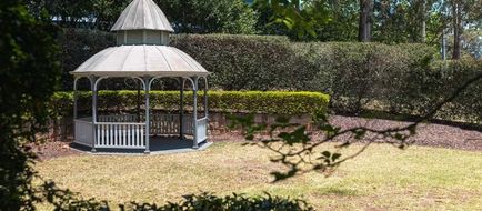 Visy Dior Exterior
