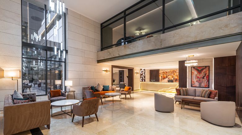 <b>DoubleTree by Hilton Amman Lobby</b>. Images powered by <a href="https://www.leonardoworldwide.com/" title="Leonardo Worldwide" target="_blank">Leonardo</a>.