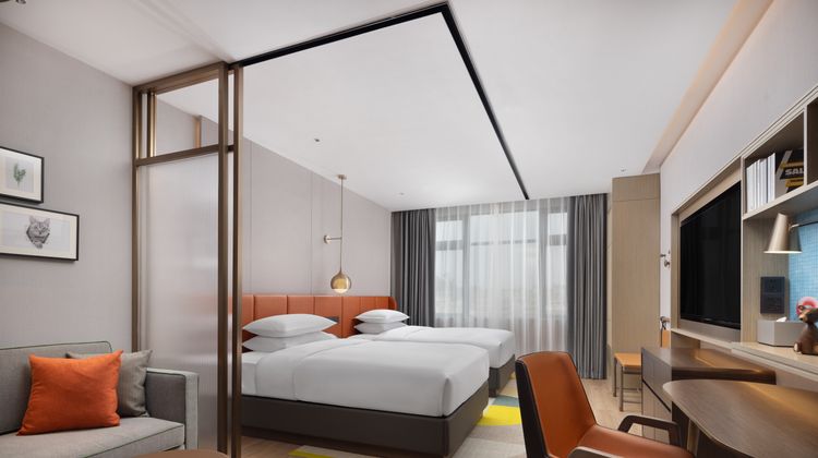 Home2 Suites by Hilton Baiyun Airport W Room