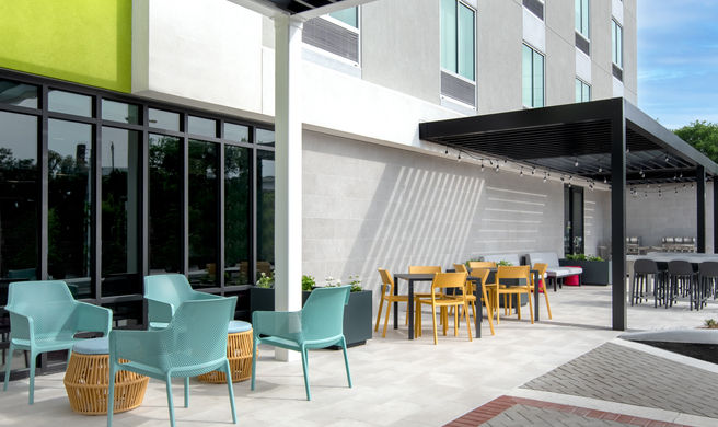 Home2 Suites Jacksonville Downtown Exterior