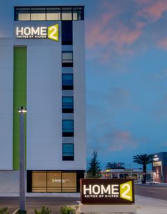 Home2 Suites Jacksonville Downtown