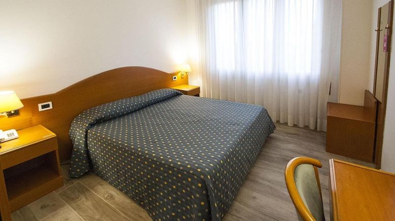 <b>Hotel Italia Room</b>. Images powered by <a href="https://www.leonardoworldwide.com/" title="Leonardo Worldwide" target="_blank">Leonardo</a>.