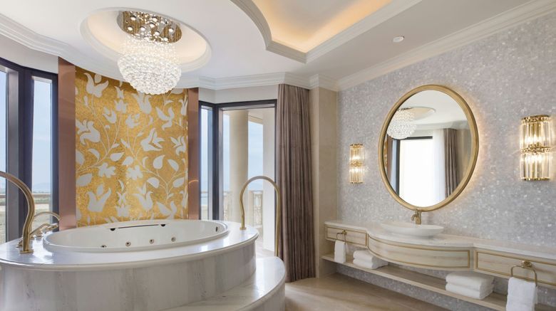 <b>Sheraton Grand Danang Resort Room</b>. Images powered by <a href="https://www.leonardoworldwide.com/" title="Leonardo Worldwide" target="_blank">Leonardo</a>.