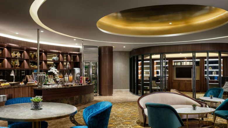<b>Sheraton Grand Danang Resort Restaurant</b>. Images powered by <a href="https://www.leonardoworldwide.com/" title="Leonardo Worldwide" target="_blank">Leonardo</a>.