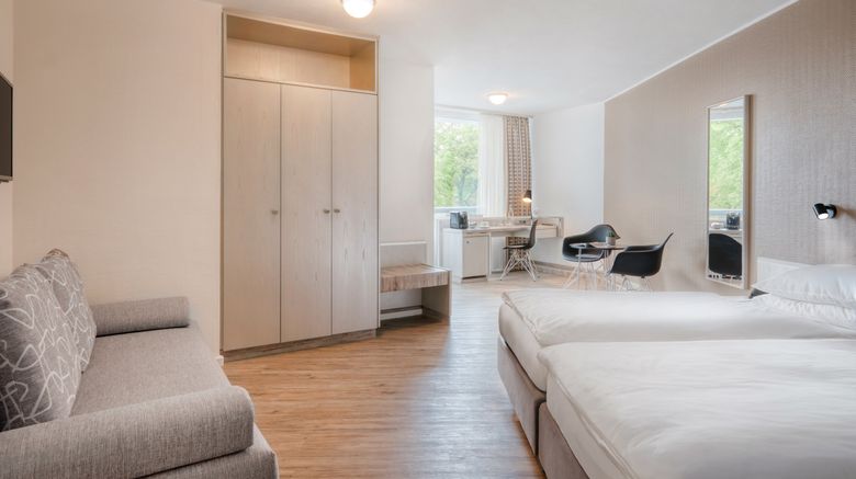 <b>Parkhotel Hameln Room</b>. Images powered by <a href="https://www.leonardoworldwide.com/" title="Leonardo Worldwide" target="_blank">Leonardo</a>.
