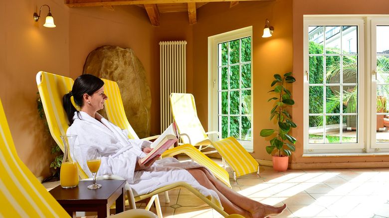 <b>Hotel Der Lindenhof Spa</b>. Images powered by <a href="https://www.leonardoworldwide.com/" title="Leonardo Worldwide" target="_blank">Leonardo</a>.