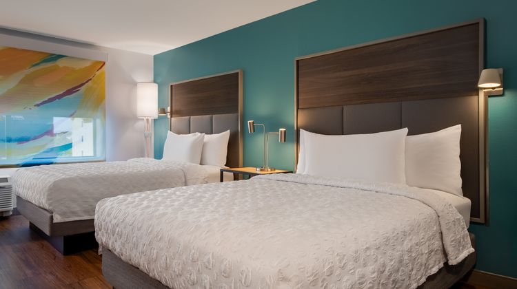 Tru by Hilton Merrillville Room