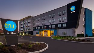 Tru by Hilton Merrillville