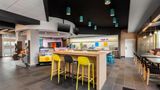 Tru by Hilton Oshkosh Restaurant