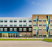 Tru by Hilton Oshkosh Exterior