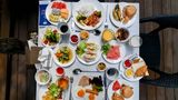<b>Holiday Inn Exp Suites Central Pier Restaurant</b>. Images powered by <a href="https://www.leonardoworldwide.com/" title="Leonardo Worldwide" target="_blank">Leonardo</a>.