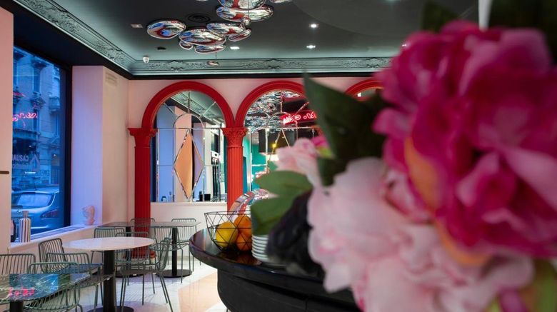 <b>Casual Eclettico Milano Restaurant</b>. Images powered by <a href="https://www.leonardoworldwide.com/" title="Leonardo Worldwide" target="_blank">Leonardo</a>.