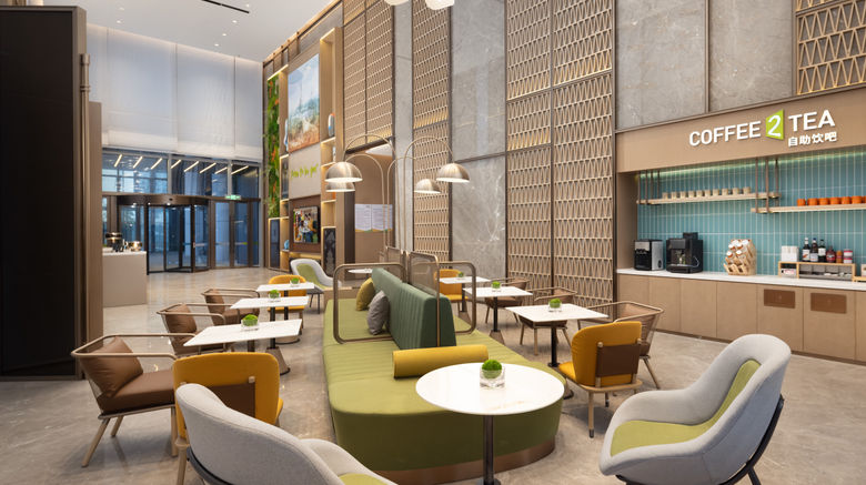 <b>Home2 Suites Jingjiang Binjiang New Town Lobby</b>. Images powered by <a href="https://www.leonardoworldwide.com/" title="Leonardo Worldwide" target="_blank">Leonardo</a>.