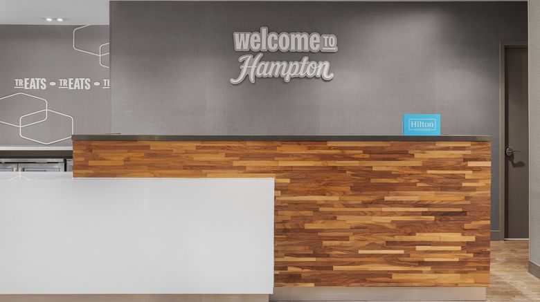 <b>Hampton Inn & Suites Orangeville Lobby</b>. Images powered by <a href="https://www.leonardoworldwide.com/" title="Leonardo Worldwide" target="_blank">Leonardo</a>.